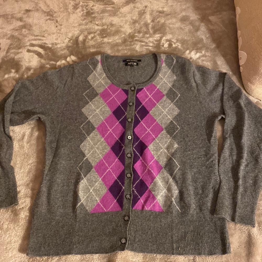 Apt 9 cashmere cardigan. Size L